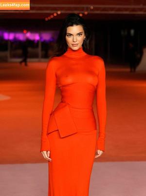 Kendall Jenner фото #1583