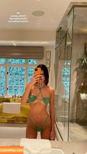 Kendall Jenner фото #1688