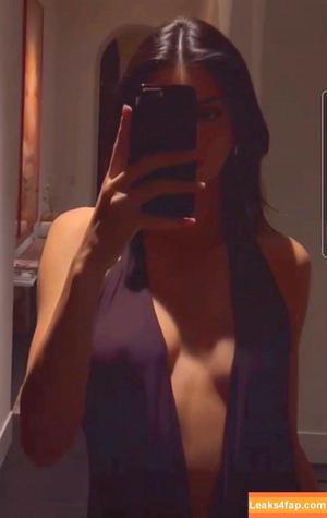 Kendall Jenner фото #1697