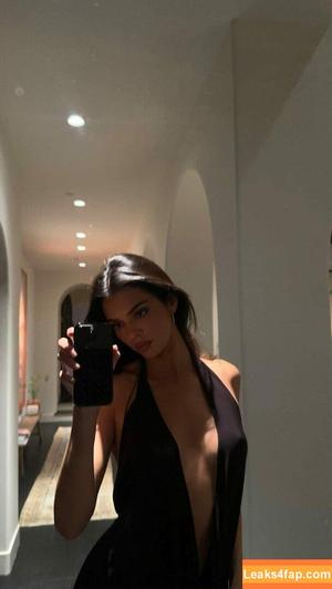 Kendall Jenner фото #1715