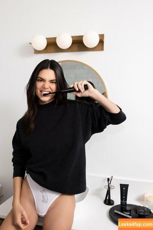 Kendall Jenner фото #1732
