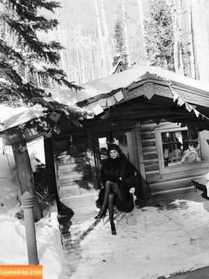 Kendall Jenner фото #1786