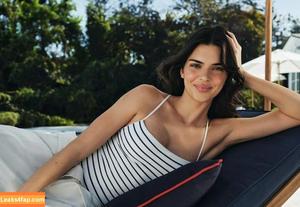 Kendall Jenner фото #1853