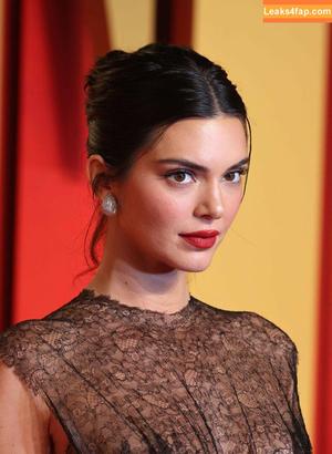 Kendall Jenner фото #1868