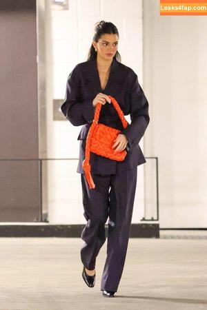 Kendall Jenner фото #1893