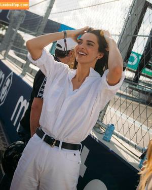 Kendall Jenner фото #1937