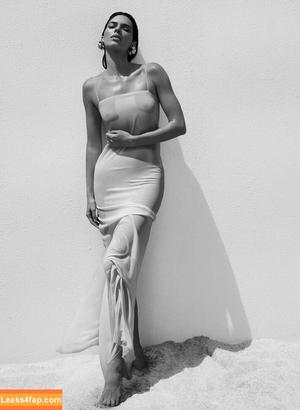 Kendall Jenner фото #1957