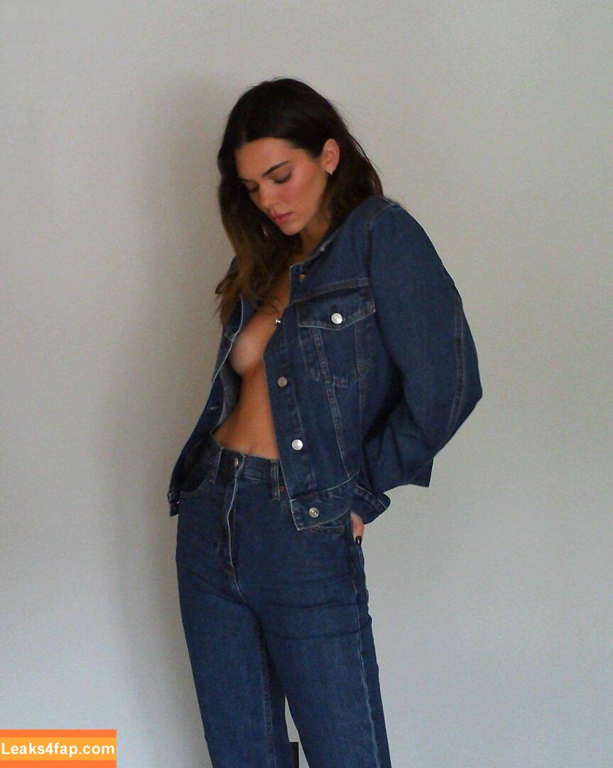 Kendall Jenner / KendallJenner слитое фото фото #2147