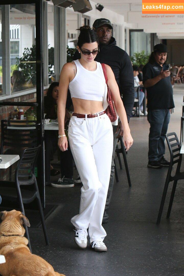 Kendall Jenner / KendallJenner слитое фото фото #2322