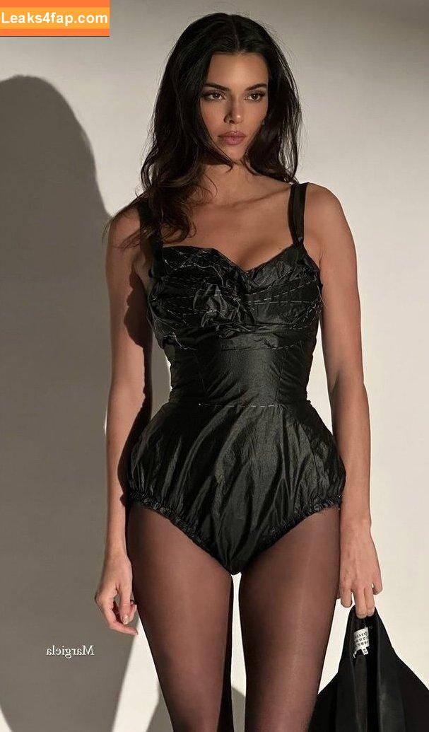 Kendall Jenner / KendallJenner слитое фото фото #2377