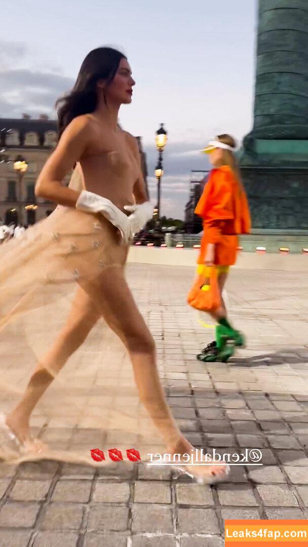 Kendall Jenner / KendallJenner слитое фото фото #2410