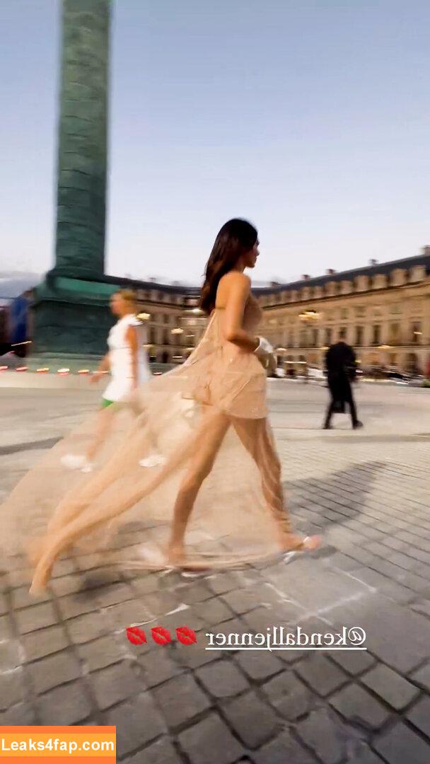 Kendall Jenner / KendallJenner слитое фото фото #2411