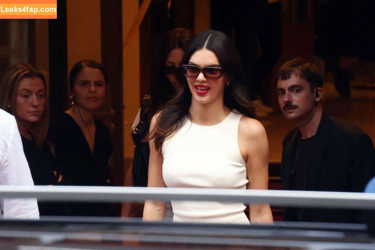 Kendall Jenner / KendallJenner слитое фото фото #2439