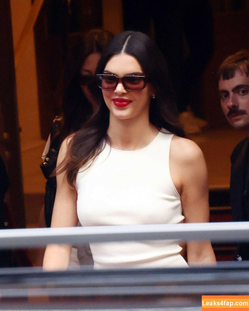 Kendall Jenner / KendallJenner слитое фото фото #2442