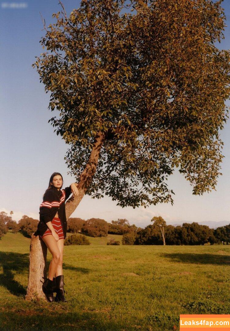 Kendall Jenner / KendallJenner слитое фото фото #2488