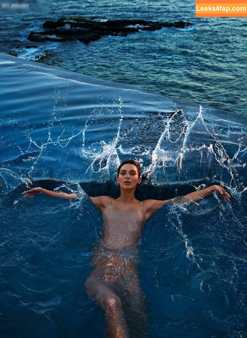 Kendall Jenner / KendallJenner слитое фото фото #2518