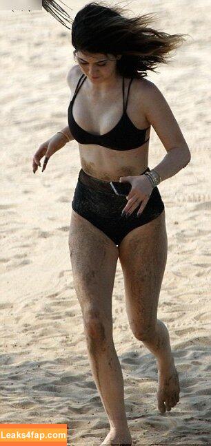 Kendall Jenner / KendallJenner слитое фото фото #2573