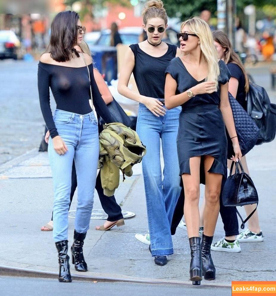 Kendall Jenner / KendallJenner слитое фото фото #2604