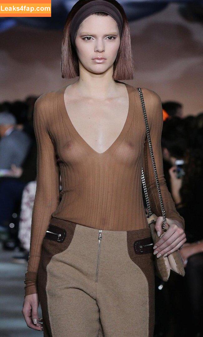 Kendall Jenner / KendallJenner слитое фото фото #2614