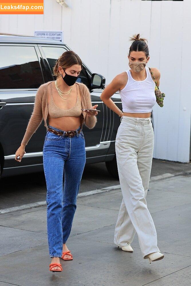 Kendall Jenner / KendallJenner слитое фото фото #2646