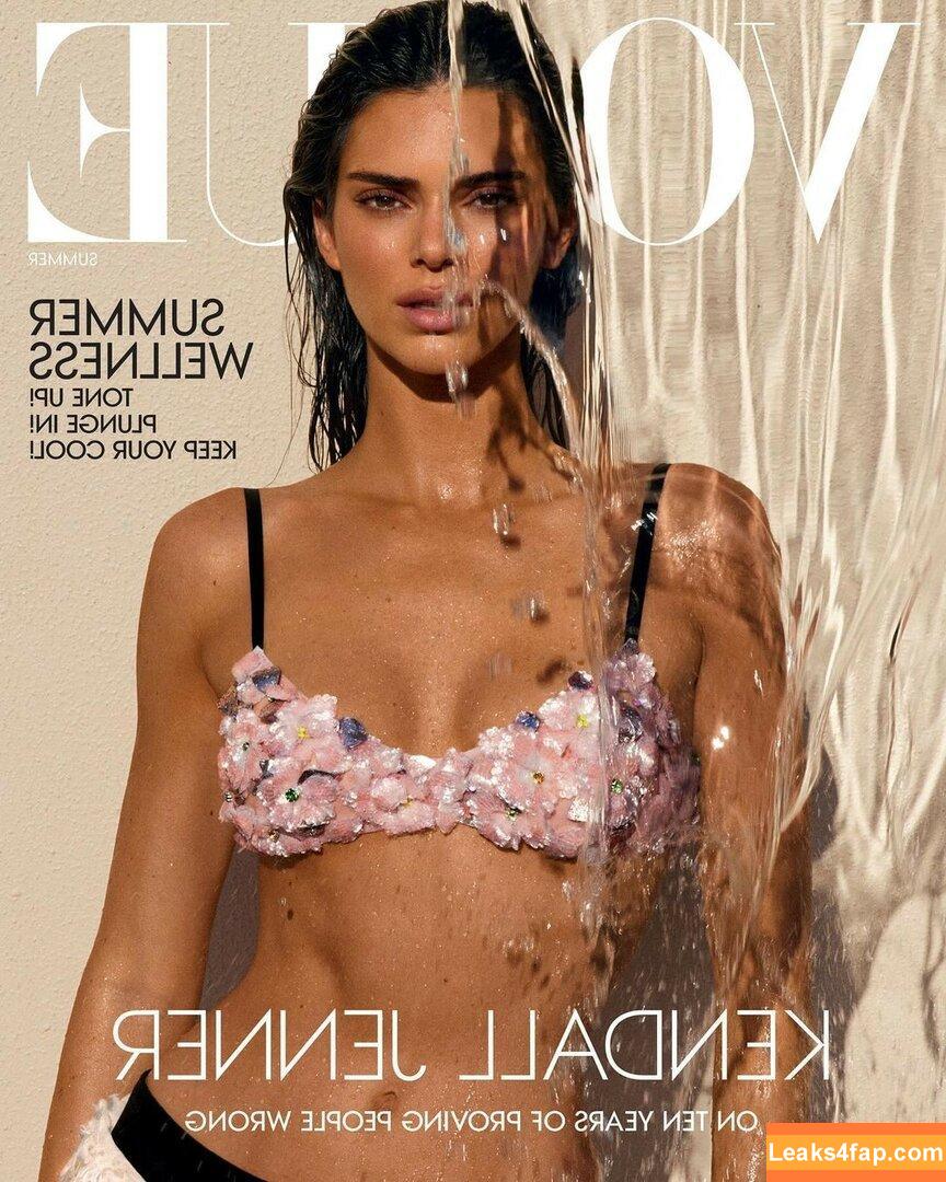 Kendall Jenner / KendallJenner слитое фото фото #2671