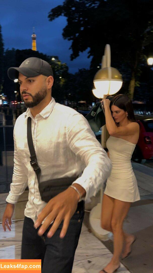 Kendall Jenner / KendallJenner слитое фото фото #2809