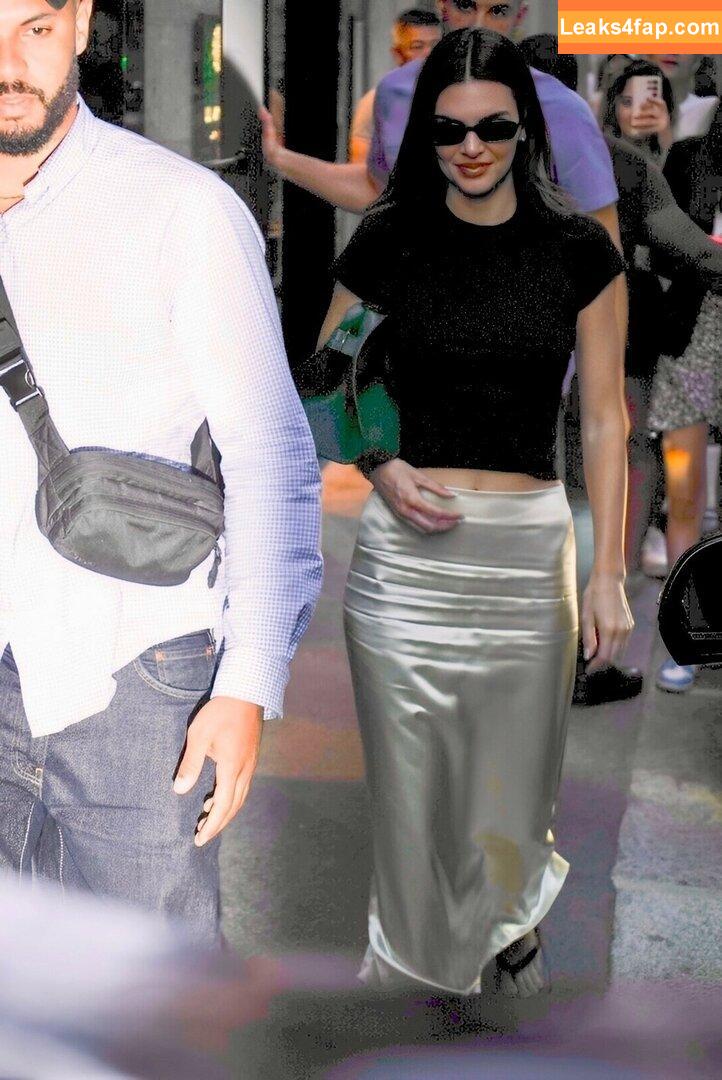 Kendall Jenner / KendallJenner слитое фото фото #2855