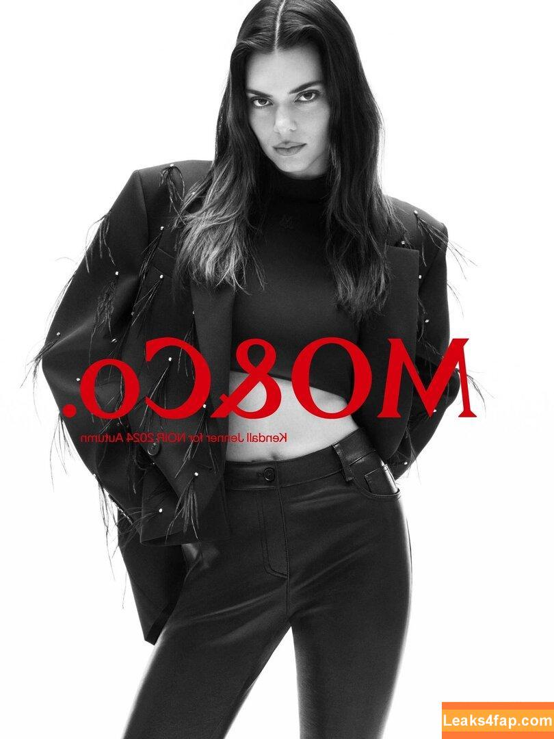 Kendall Jenner / KendallJenner слитое фото фото #2898