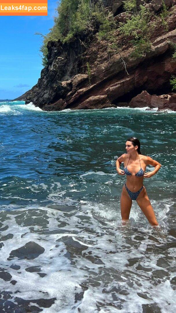 Kendall Jenner / KendallJenner слитое фото фото #2961