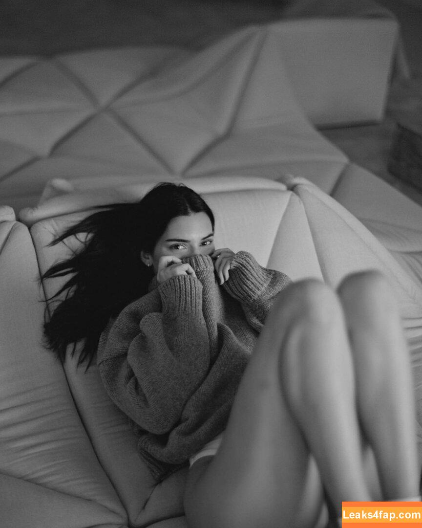 Kendall Jenner / KendallJenner слитое фото фото #2962