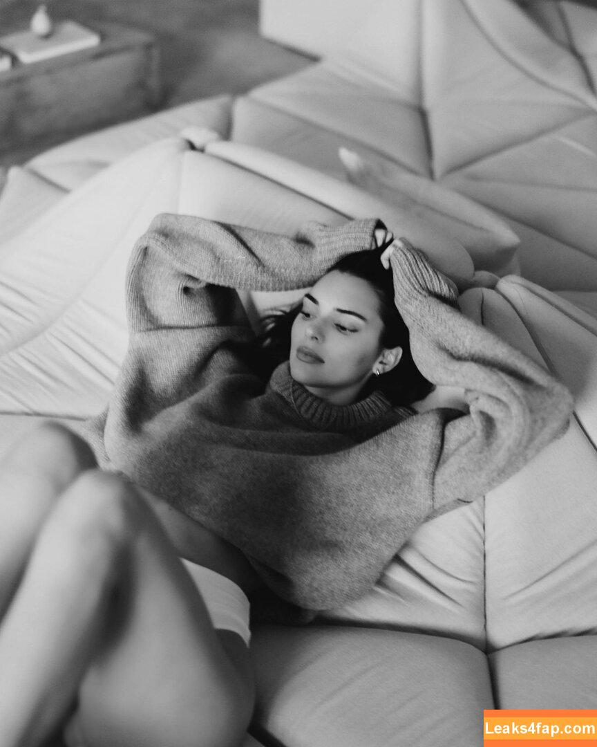 Kendall Jenner / KendallJenner слитое фото фото #2963