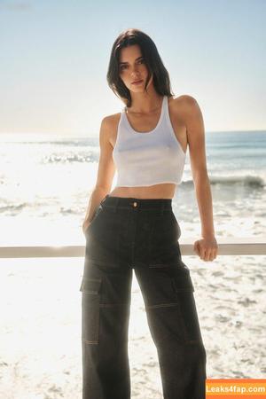 Kendall Jenner фото #2088