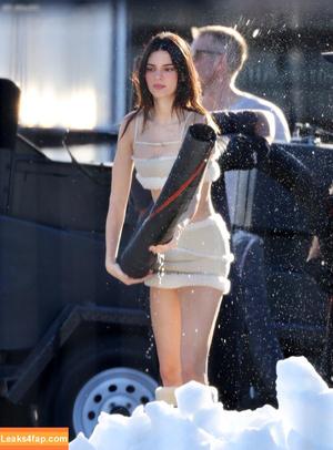 Kendall Jenner фото #2197