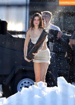 Kendall Jenner фото #2198