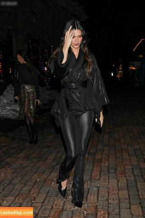 Kendall Jenner фото #2228