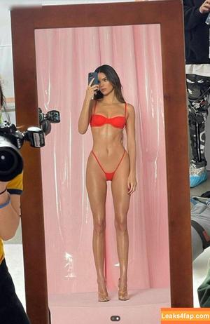 Kendall Jenner фото #2268