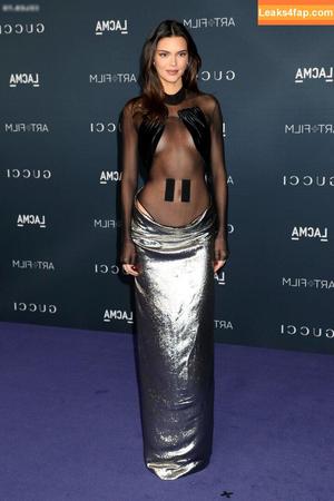 Kendall Jenner фото #2283