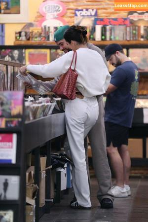 Kendall Jenner фото #2306