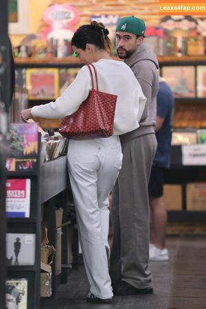 Kendall Jenner фото #2309