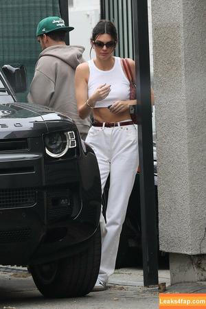 Kendall Jenner фото #2320