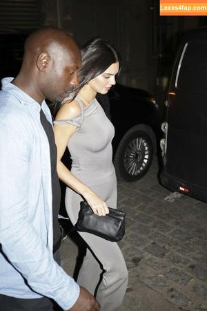 Kendall Jenner фото #2384