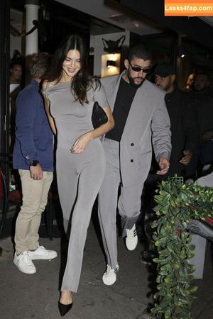 Kendall Jenner фото #2395