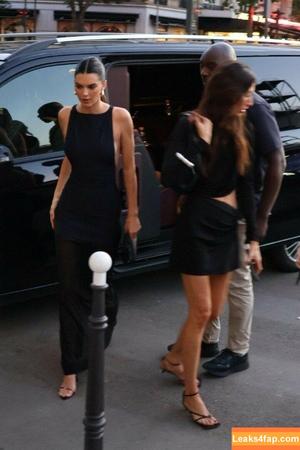 Kendall Jenner фото #2419