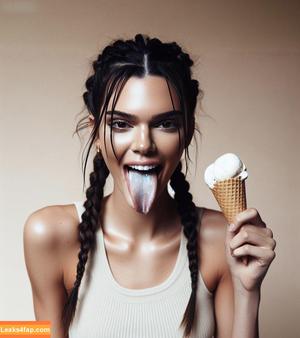 Kendall Jenner фото #2484