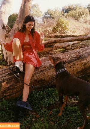Kendall Jenner фото #2490