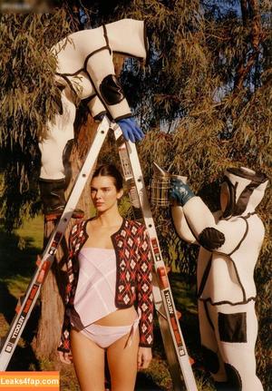 Kendall Jenner фото #2491