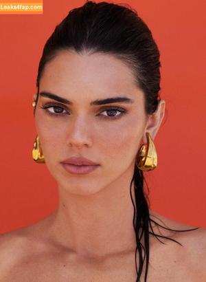 Kendall Jenner фото #2516