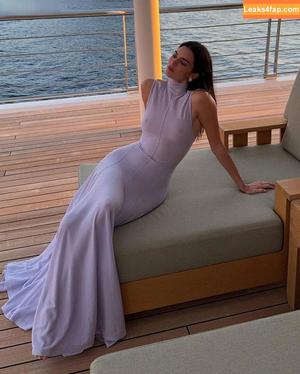 Kendall Jenner фото #2567