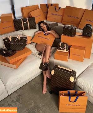 Kendall Jenner фото #2598