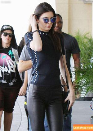 Kendall Jenner фото #2603